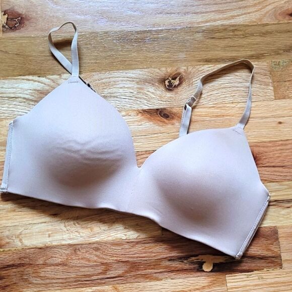 NWOT SO 36B Cozy Wireless Bra Neutral Color - Picture 3 of 8
